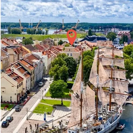 Luxury Stay-in Old Town Centre