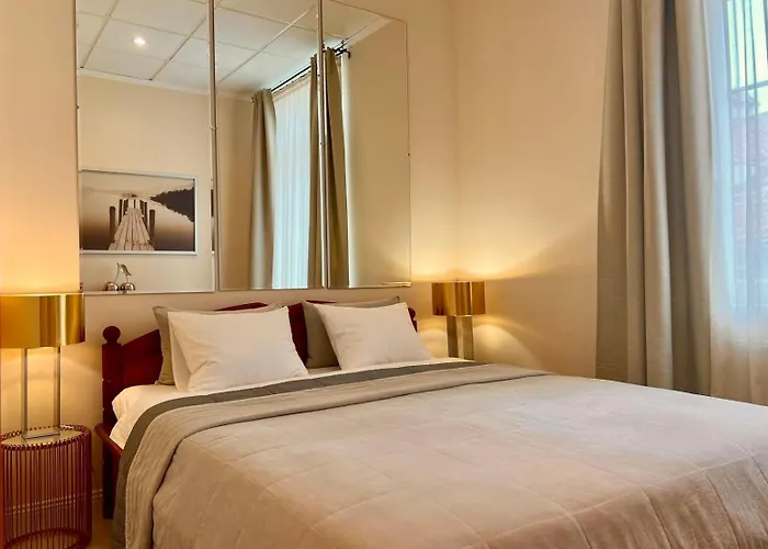 Luxury Stay-in Old Town Centre